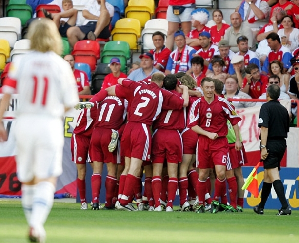 2004 欧洲杯：德荷大战
