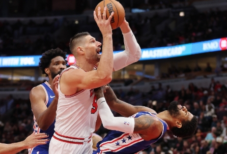 NBA 交易狂潮:商业驱动下的体育变革