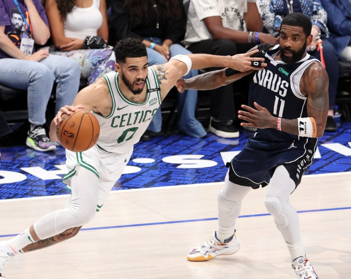 詹姆斯坦言差距，湖人砥砺前行