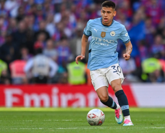 罗马欲引进埃切维里，3300 万欧选择性买断方案引曼城动心​