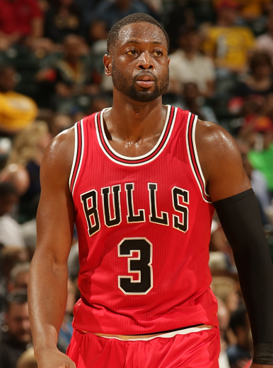 迟来的自省！韦德复盘11年总决赛：对詹姆斯的怒吼是我的错